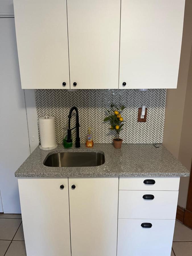 Mid-Century Modern Apartment! 코빙턴 외부 사진